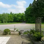 Zur Festwiese Gierstädt