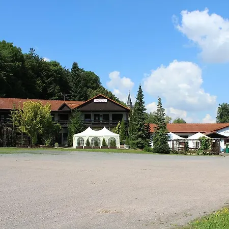 Hotel Zur Festwiese