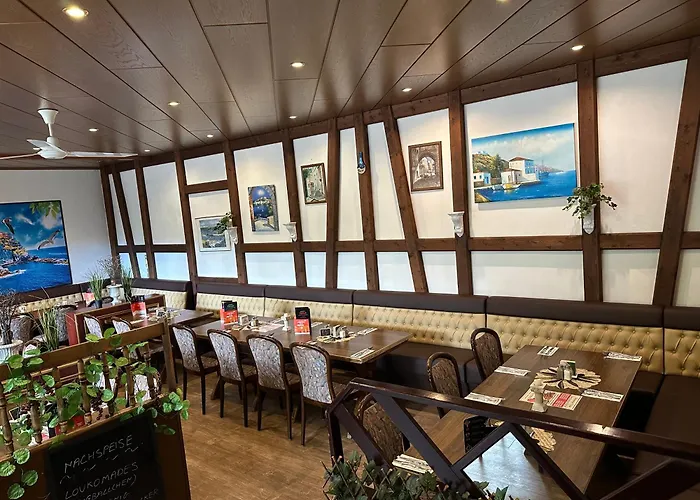 Otel Zur Festwiese 5*